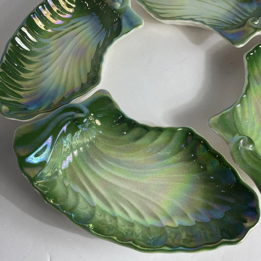 Mid-Century Vintage Maddux Of Calif Lusterware Made In USA 4 Cabbage Leaves 3008